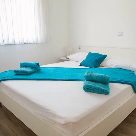 J&d Gostinjska kuća